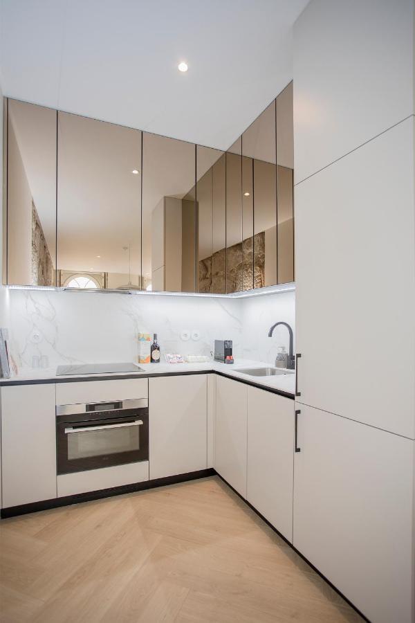 Liiiving In Porto - Luxury Beachfront Apartments Εξωτερικό φωτογραφία